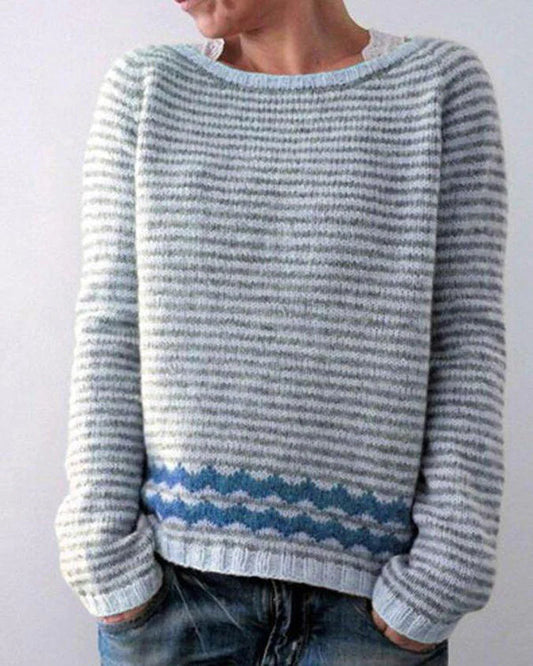 Andrea's™ | Gestreifter Strickpullover mit Wellenbordüre in Eisblau & Grau