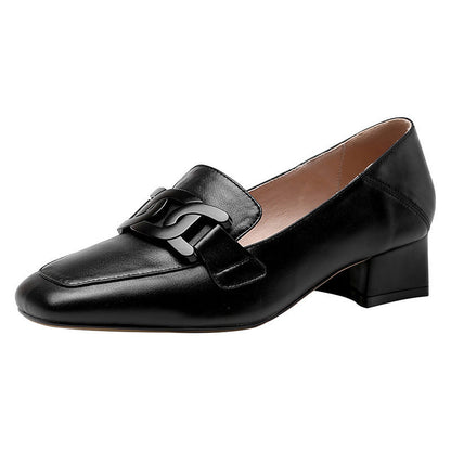 Retro-Pumps mit klobigem Absatz von Andrea Serena
