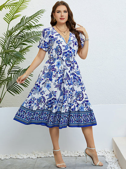 Geblümtes Midikleid mit V-Ausschnitt von Andrea Serena