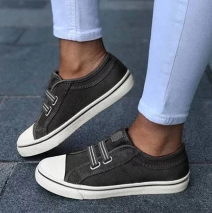 Pinterest-inspirierte Andrea Serena Sneakers aus Canvas ohne Schnürsenkel