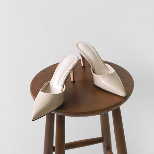 Elegante Andrea Serena Stiletto-Pumps mit spitzer Zehenpartie