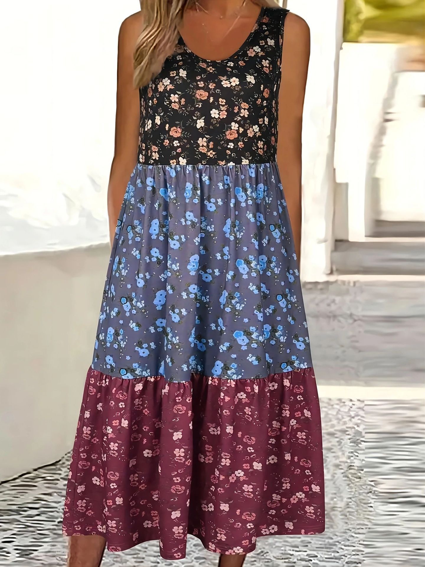 Geblümtes Stufen-Freizeitkleid von Andrea Serena