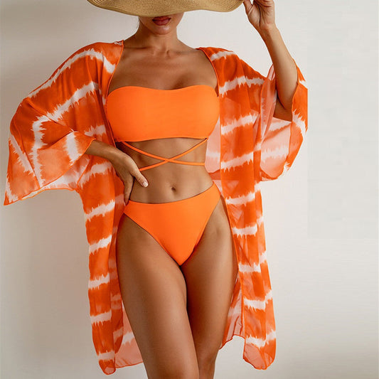 Leuchtender dreiteiliger Chiffon-Badeanzug von Andrea Serena