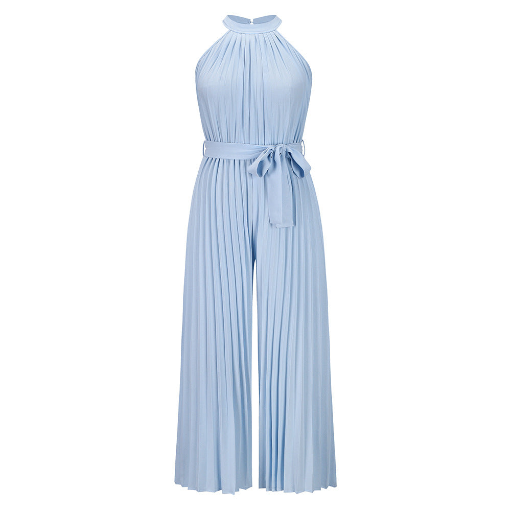 Schicker Jumpsuit im Pinterest-Stil von Andrea Serena