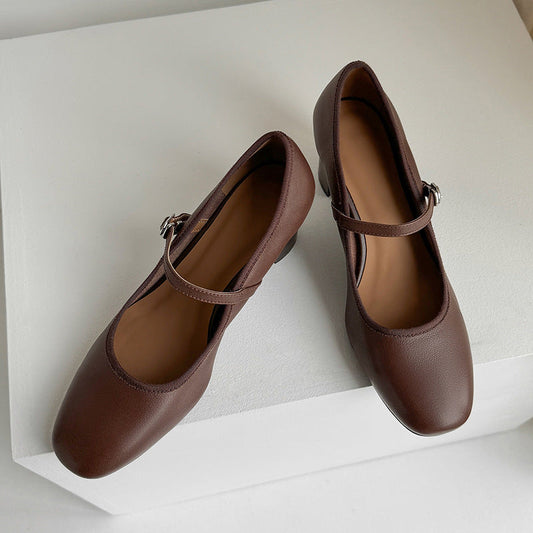 Retro Mary Jane Heels von Andrea Serena