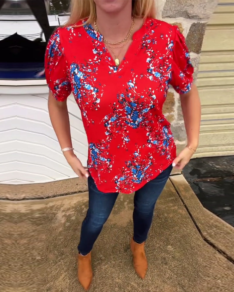 Andrea's™ | T-Shirt V-Ausschnitt Blumenmuster Kurzarm