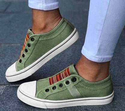 Pinterest-inspirierte Andrea Serena Sneakers aus Canvas ohne Schnürsenkel