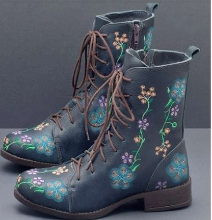 Andrea's™ | Trendige Damen-Stiefeletten mit Stickerei und mittlerem Absatz