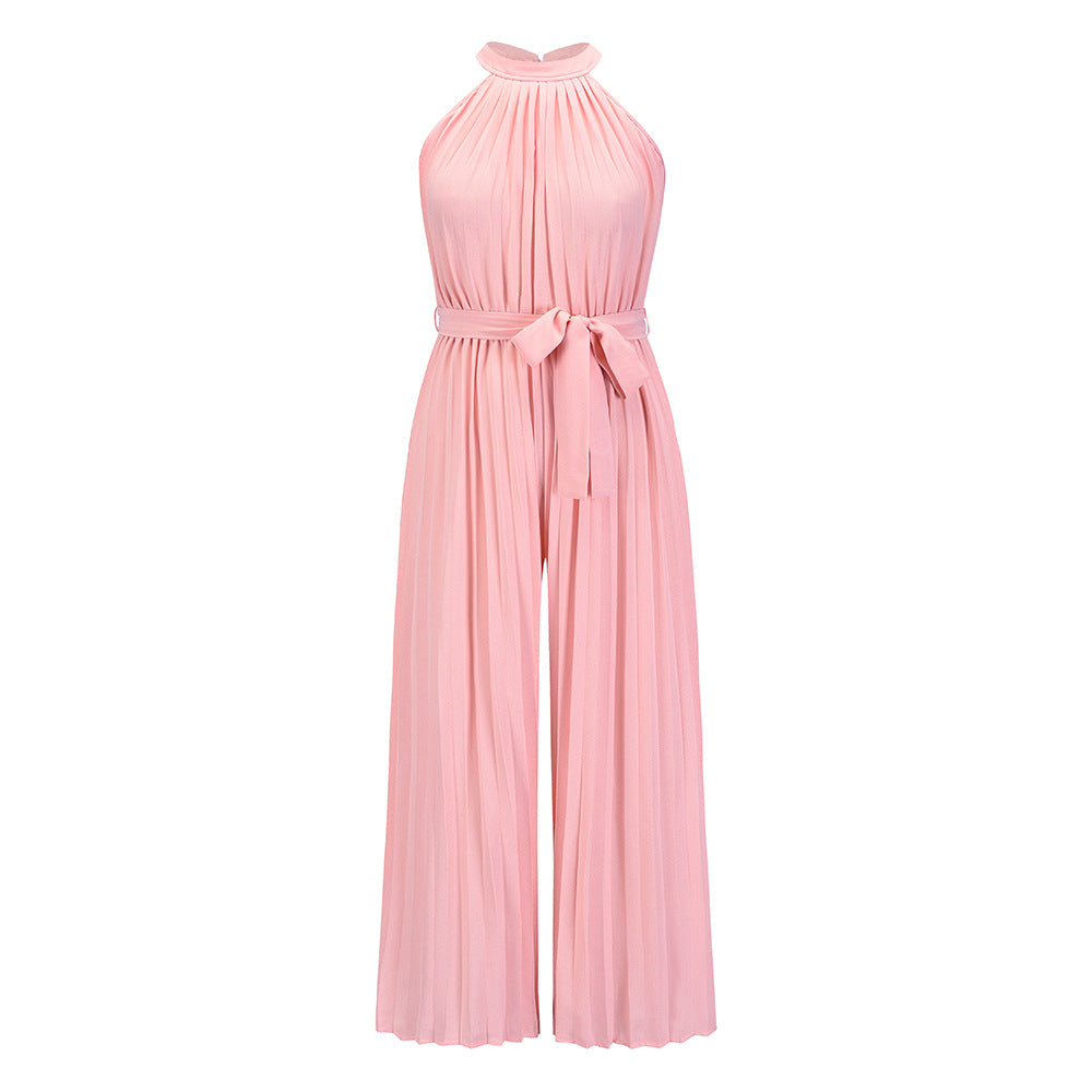 Schicker Jumpsuit im Pinterest-Stil von Andrea Serena