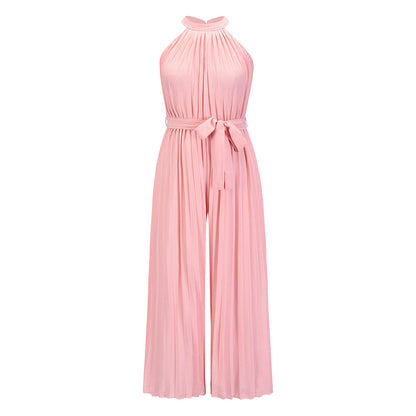 Schicker Jumpsuit im Pinterest-Stil von Andrea Serena