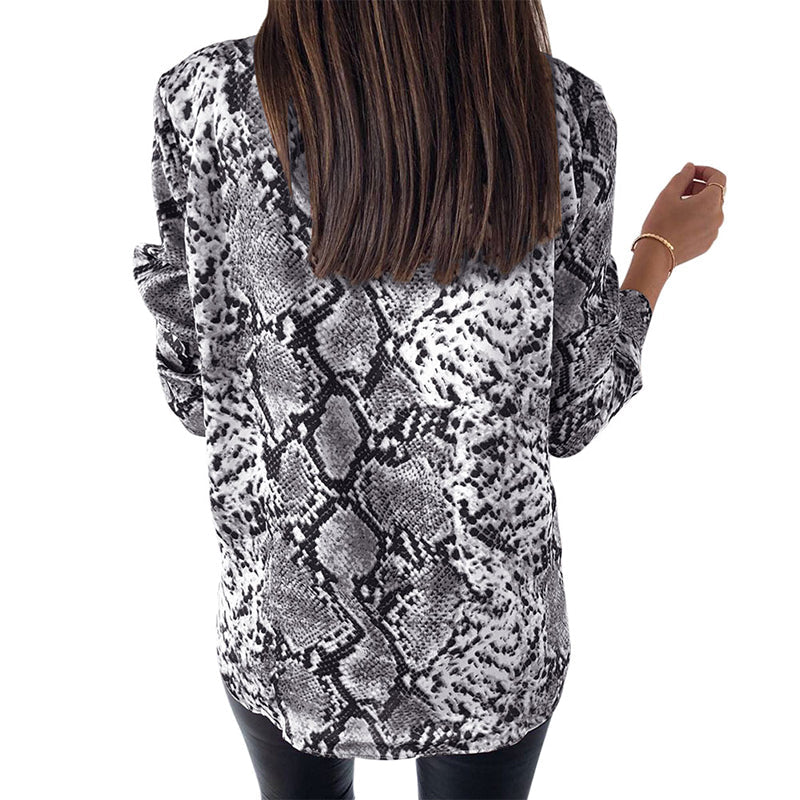 Elegantes Andrea Serena Top mit Leopardenmuster und Knopfleiste