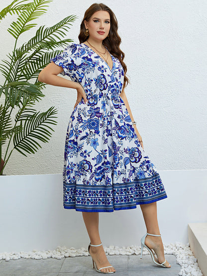 Geblümtes Midikleid mit V-Ausschnitt von Andrea Serena