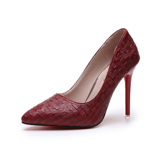Elegante spitze Stiletto-Pumps von Andrea Serena