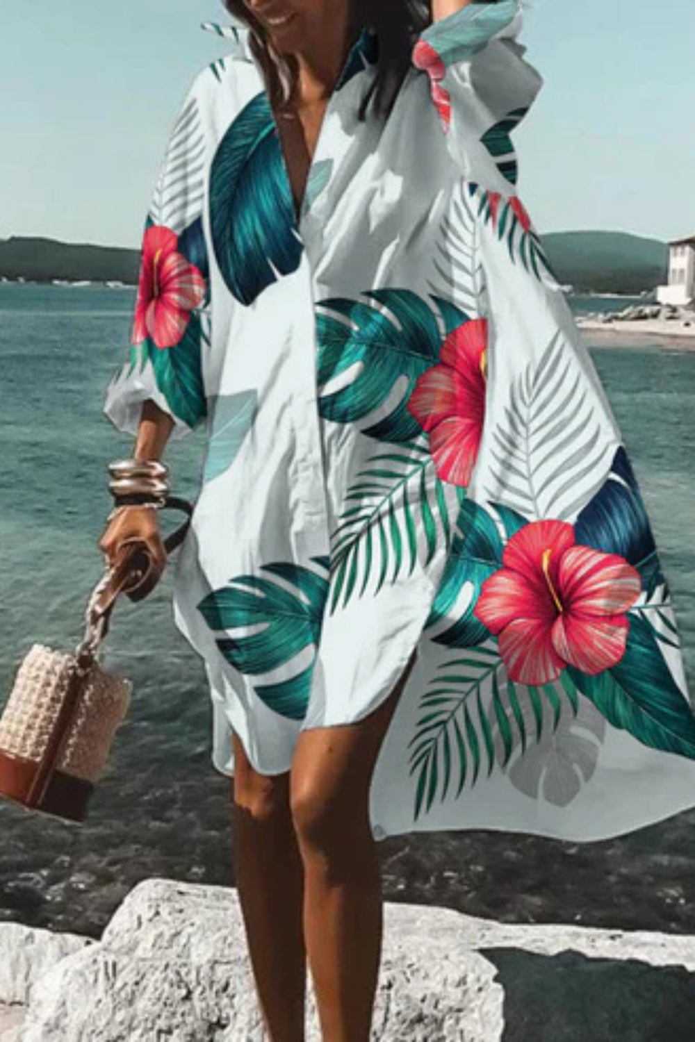 Lunaria™ | Luftiges Blumenkleid mit fließender Silhouette