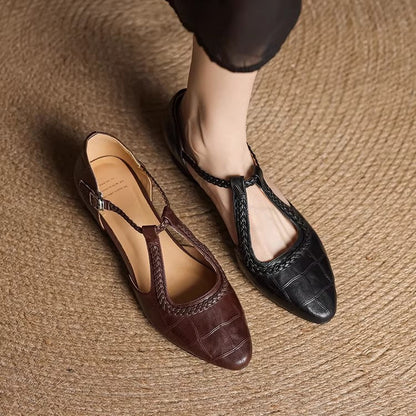 Retro Mary Jane Chunky Heels von Andrea Serena