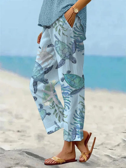 Andrea Serena Cropped Pants mit Meeresschildkrötenmuster