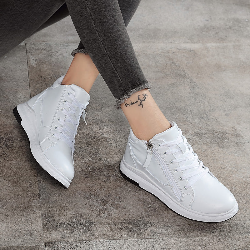 Elegante Leder-Sneaker von Andrea Serena