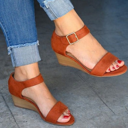 Andrea's™ | Damenmode-Keilabsatzsandalen mit Schnallenriemen