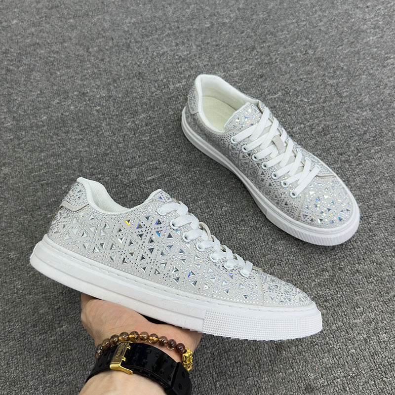 Strass-Sneaker aus Wildleder von Andrea Serena