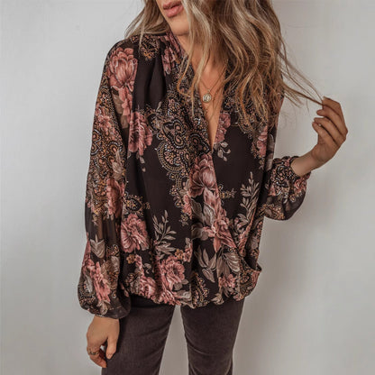 Chiffon-Top mit Blumenmuster und V-Ausschnitt von Andrea Serena