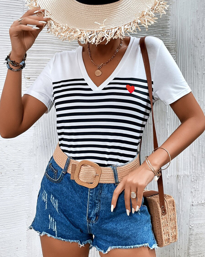 Andrea's™ | T-Shirt V-Ausschnitt Gestreift Allround