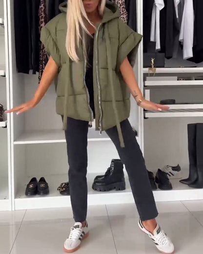 Andrea's™ | Gefütterte Jacken mit Kapuze, einfarbig, Reißverschluss und kurzen Ärmeln