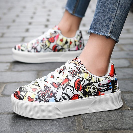 Graffiti Print Andrea Serena Low-Top Sneakers