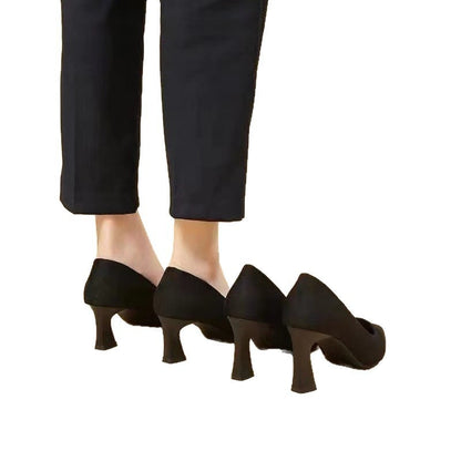 Elegante schwarze Stiletto-Pumps von Andrea Serena