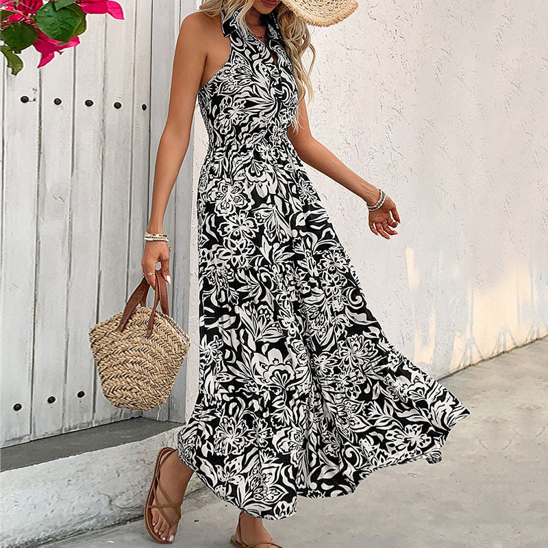 Elegantes Neckholderkleid mit Blumenmuster von Andrea Serena