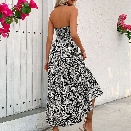 Elegantes Neckholderkleid mit Blumenmuster von Andrea Serena