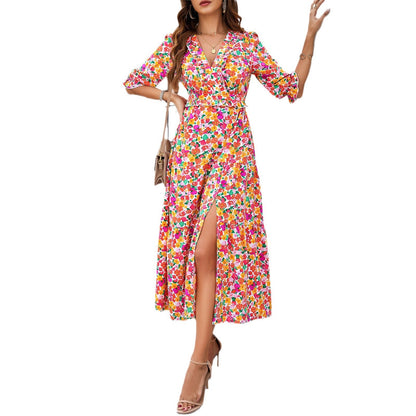 Elegantes Andrea Serena Urlaubs-Midikleid mit Blumenmuster