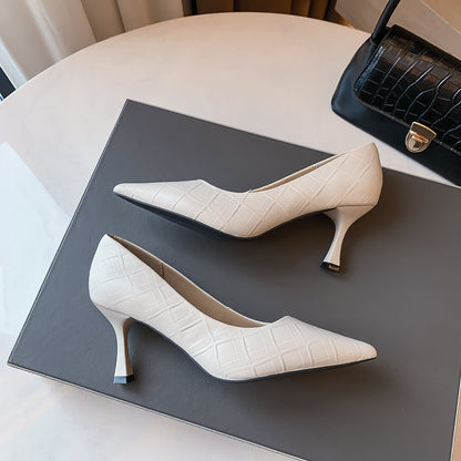 Elegante spitze Pumps aus Lammfell von Andrea Serena