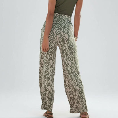 Weit geschnittene Hose mit Blumenmuster von Andrea Serena