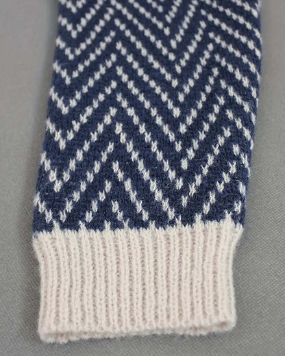 Andrea's™ | gestreifter Rollkragenpullover mit lockerer Passform