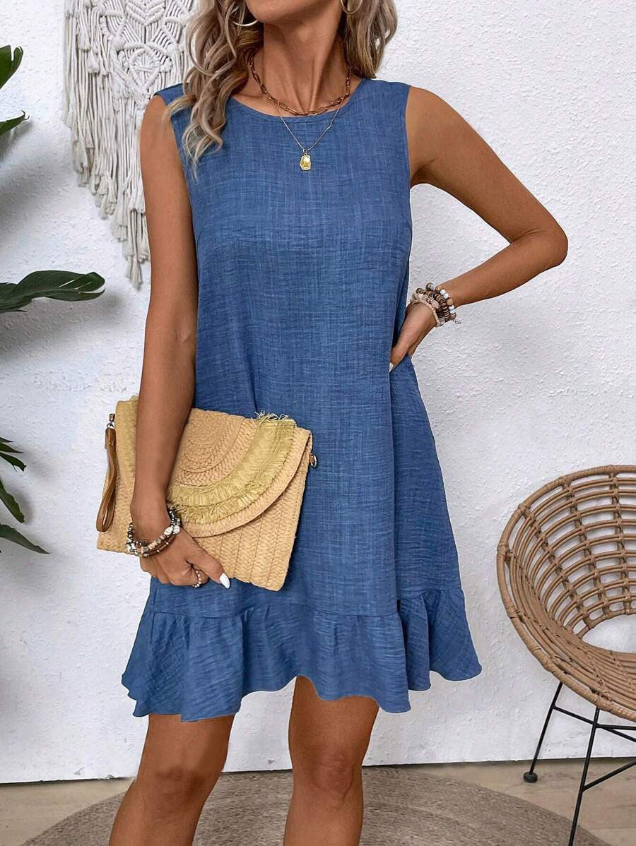 Ärmelloses Sommerkleid mit Rüschen von Andrea Serena