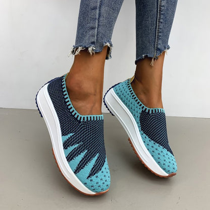 Pinterest-inspirierte Andrea Serena Keilsneaker