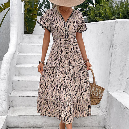 Leopardenmuster-Kleid mit V-Ausschnitt von Andrea Serena
