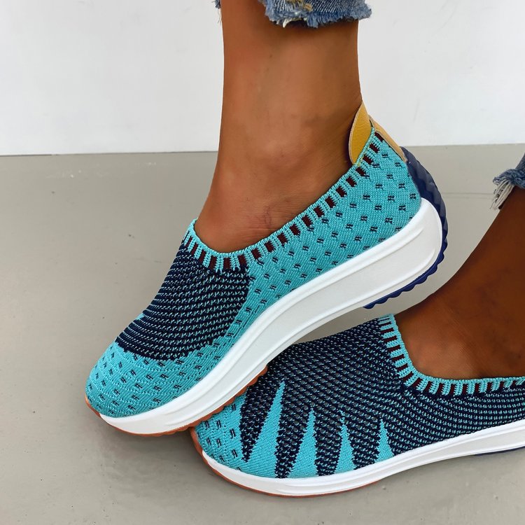 Pinterest-inspirierte Andrea Serena Keilsneaker