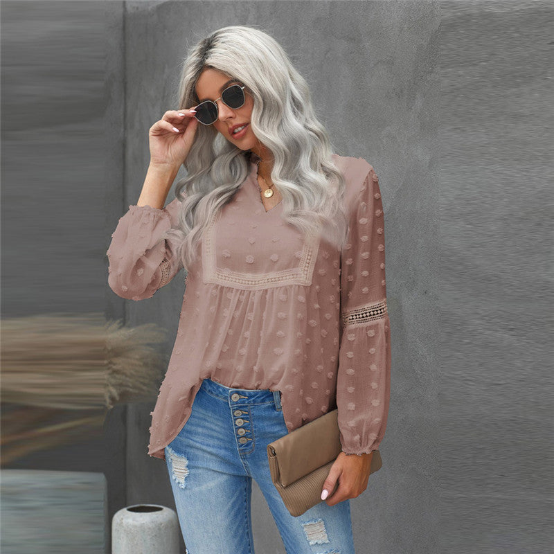 Elegante Spitzenbluse mit V-Ausschnitt von Andrea Serena