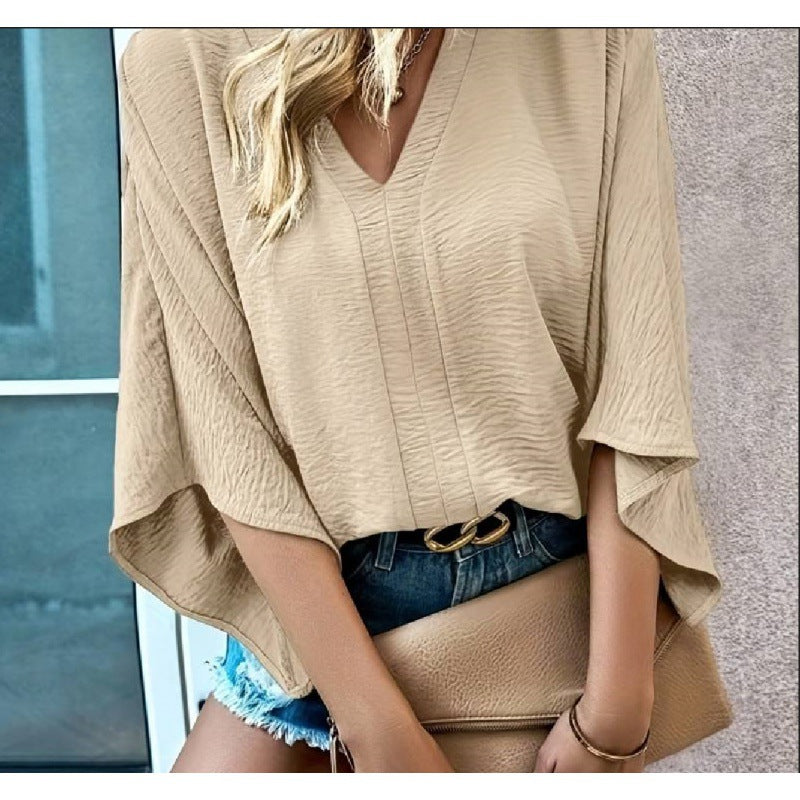 Elegantes, locker sitzendes Chiffon-Top von Andrea Serena