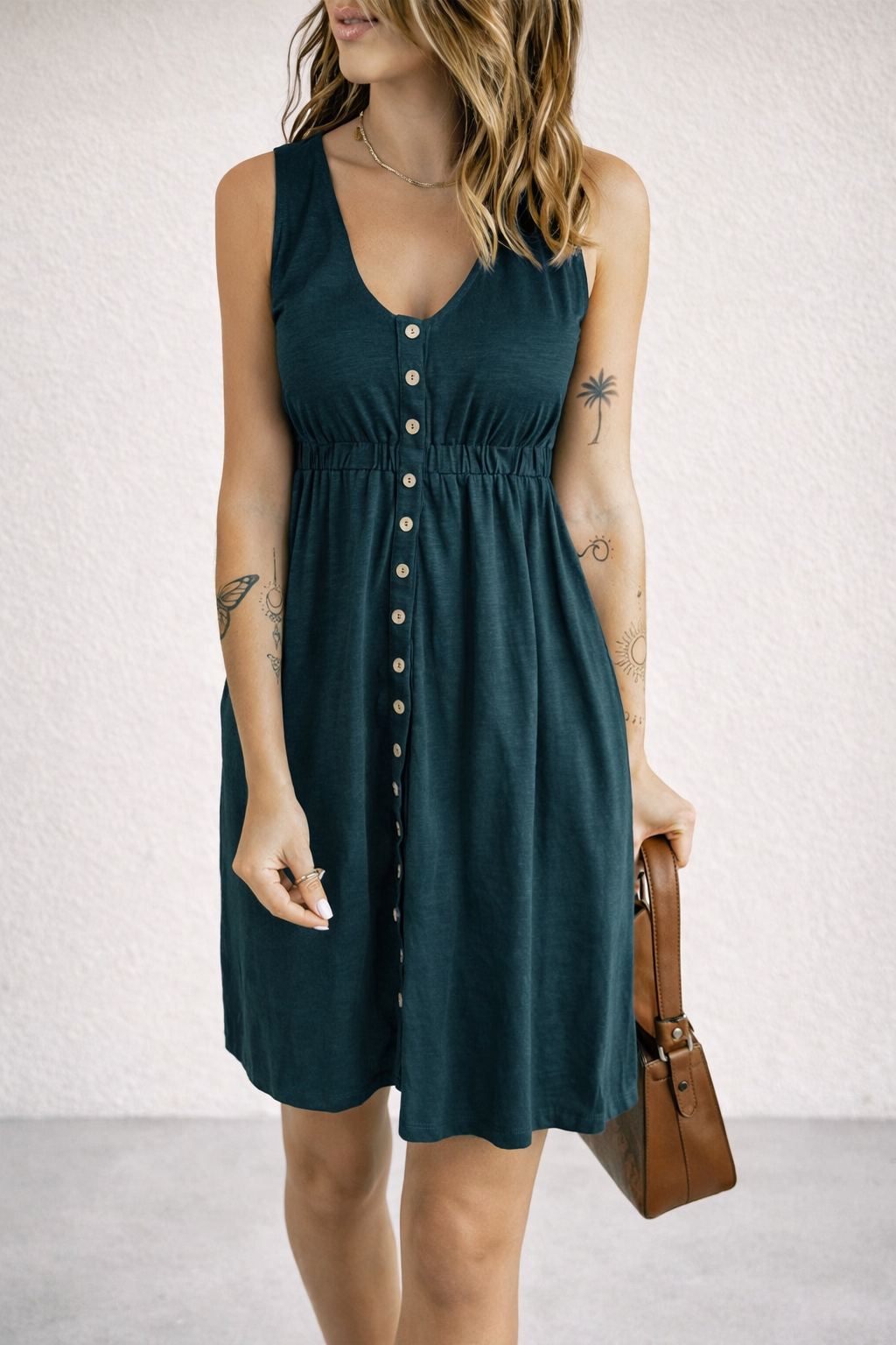 Andrea's™ | Minikleid mit Knopfleiste, schmaler Taille und V-Ausschnitt