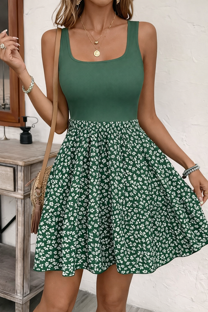 Elegantes ärmelloses Sommerkleid von Andrea Serena mit Blumenmuster