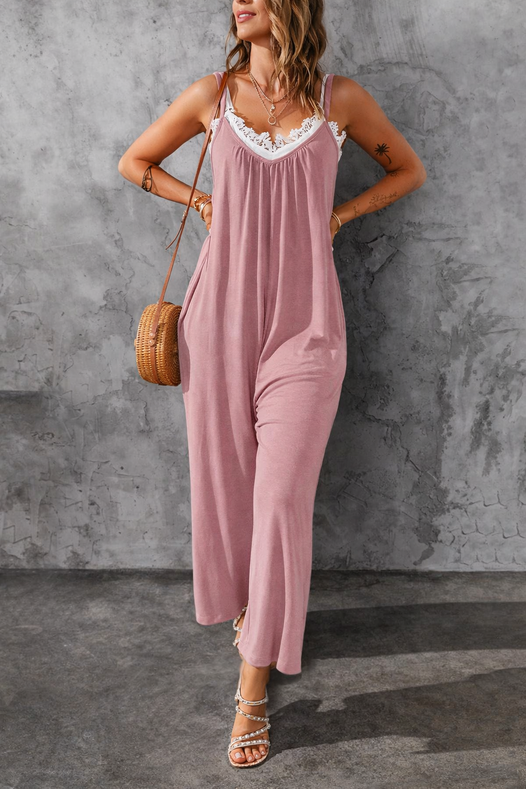 Andrea Serena Jumpsuit mit Trägern in bequemer Passform