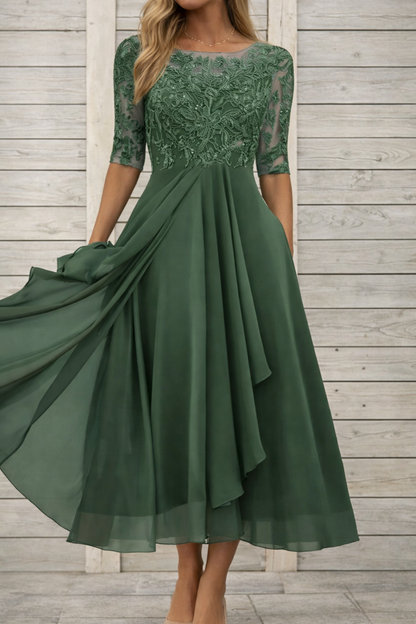 Elegantes Andrea Serena Midi-Abendkleid aus Spitze
