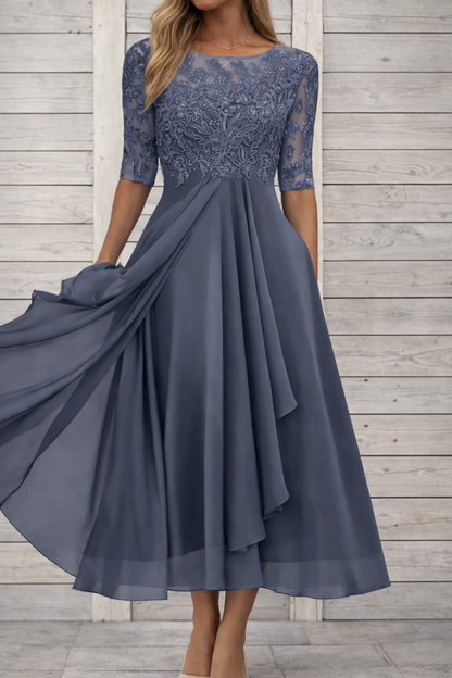 Elegantes Andrea Serena Midi-Abendkleid aus Spitze