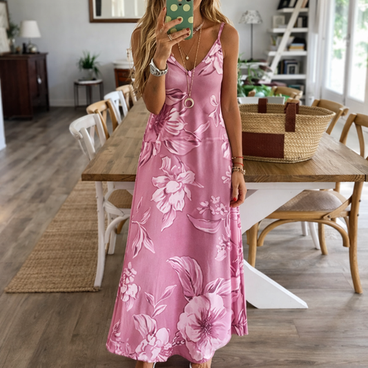 Geblümtes, tief ausgeschnittenes Maxikleid von Andrea Serena