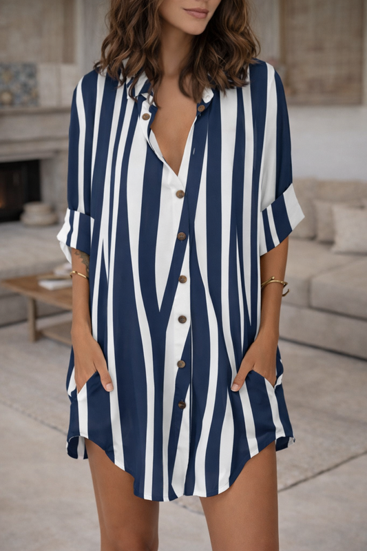Trendiges Hemdkleid mit Print von Andrea Serena