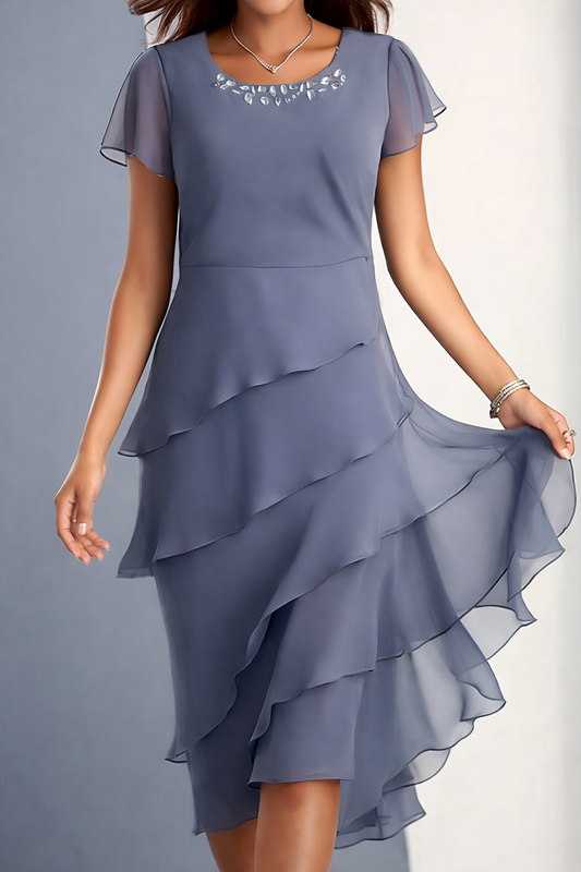 Andrea's™ | Elegantes Chiffonkleid mit Volants und Schmuckkragen