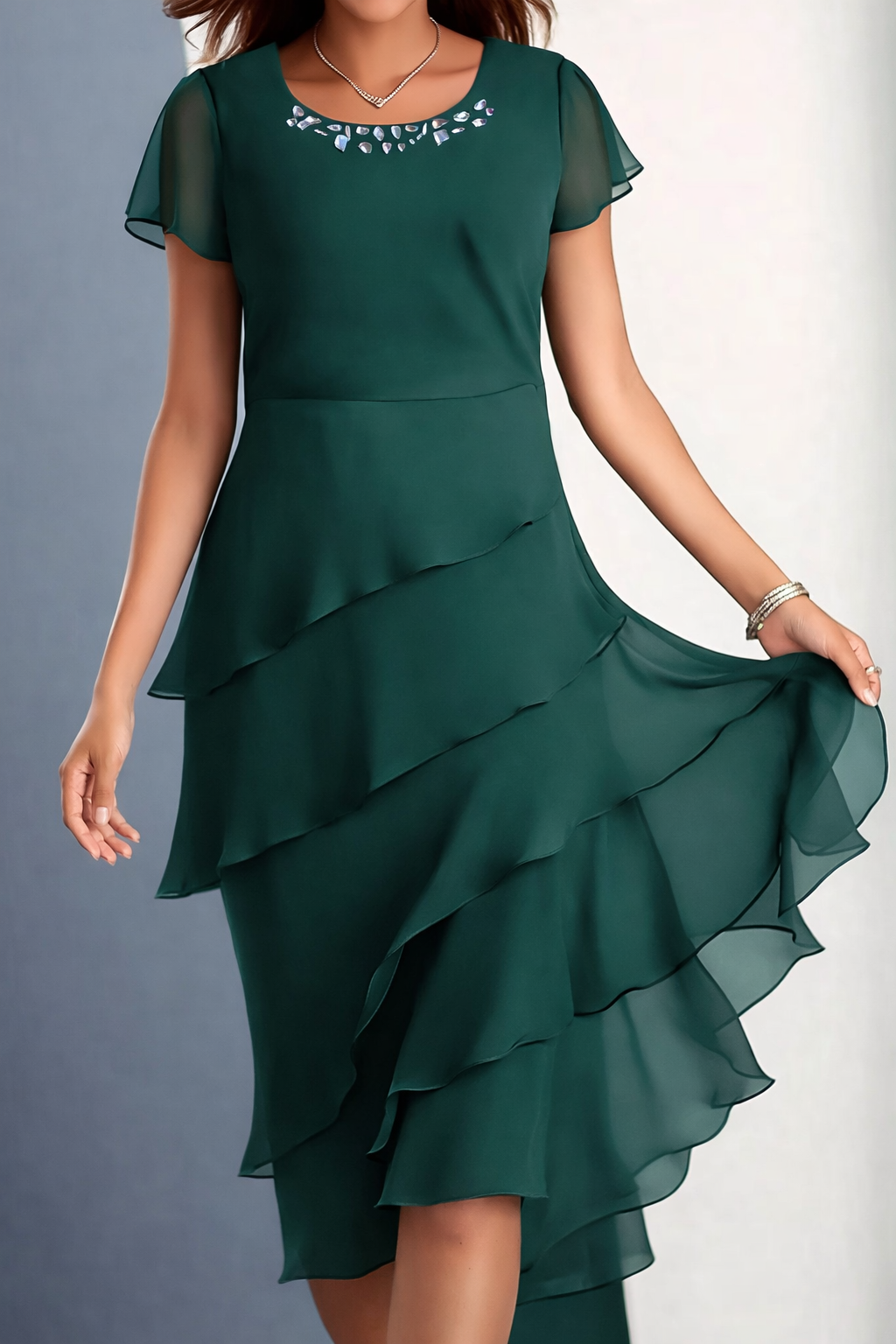 Andrea's™ | Elegantes Chiffonkleid mit Volants und Schmuckkragen