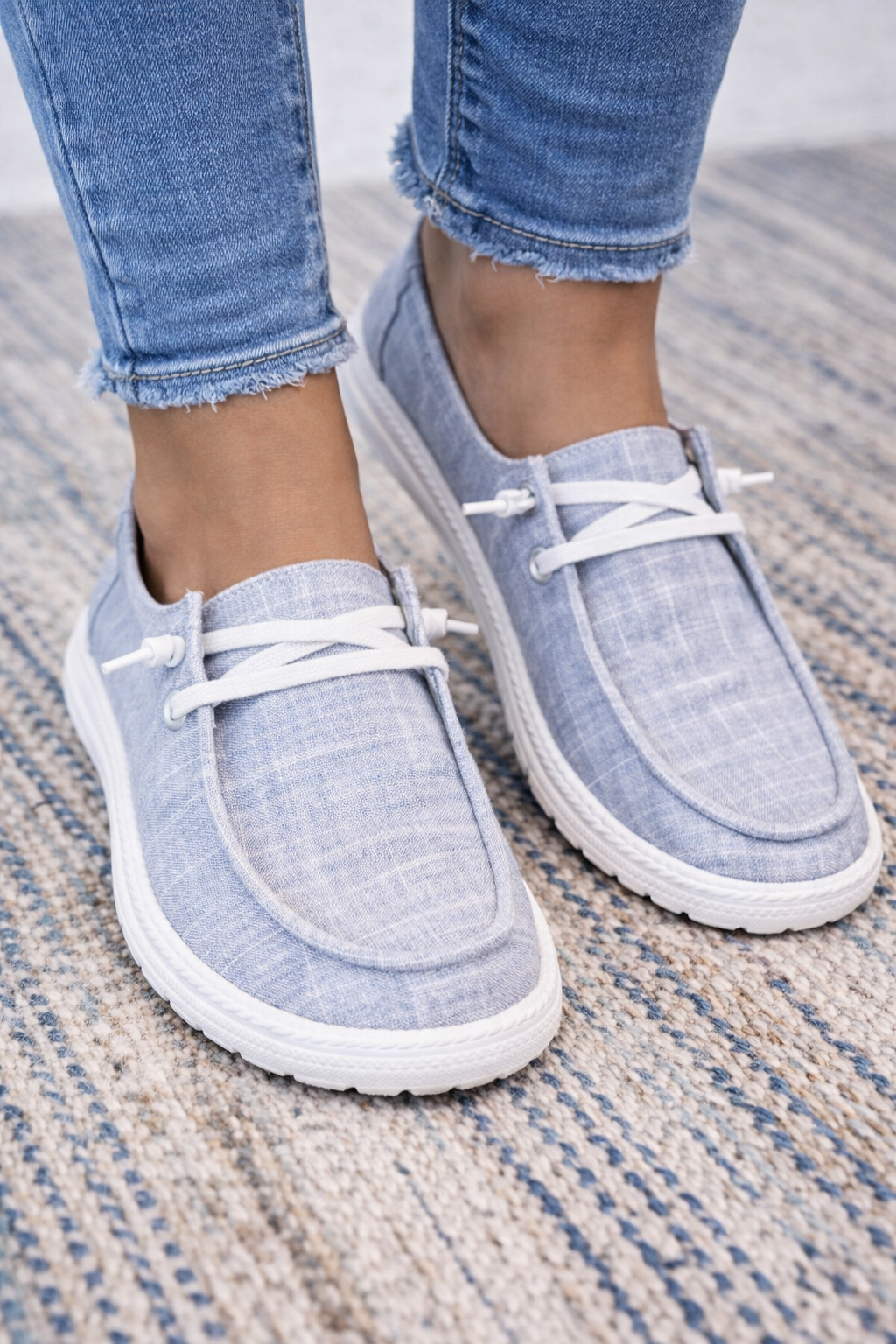 Andrea Serena Sneaker aus kariertem Canvas für jeden Tag – Komfortabel
